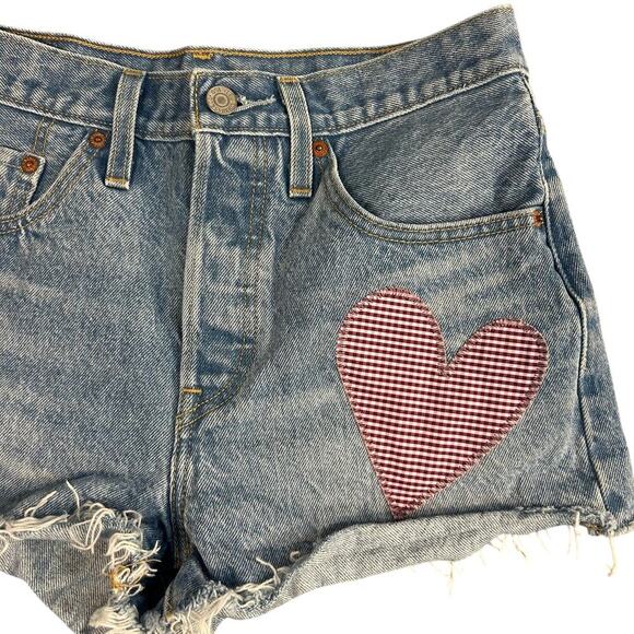 Womens Levis 501xx 150 Checker Heart Patch Shorts 30" Butterfly July 4th - Picture 1 of 8
